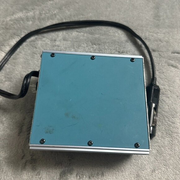 GE DC To AC Power Inverter AV93640 140 Watts Continuous 250 Peak Watts - Picture 8 of 8